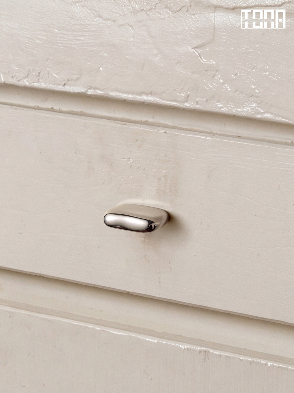 Curved Spring Bar - Maniglie per cassetti TONA in ottone