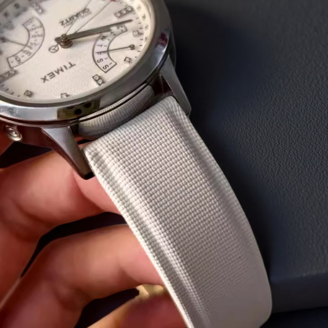 Cinturino per orologio in tela - Cartier Watch Ballon Bleu recensione e prezzo