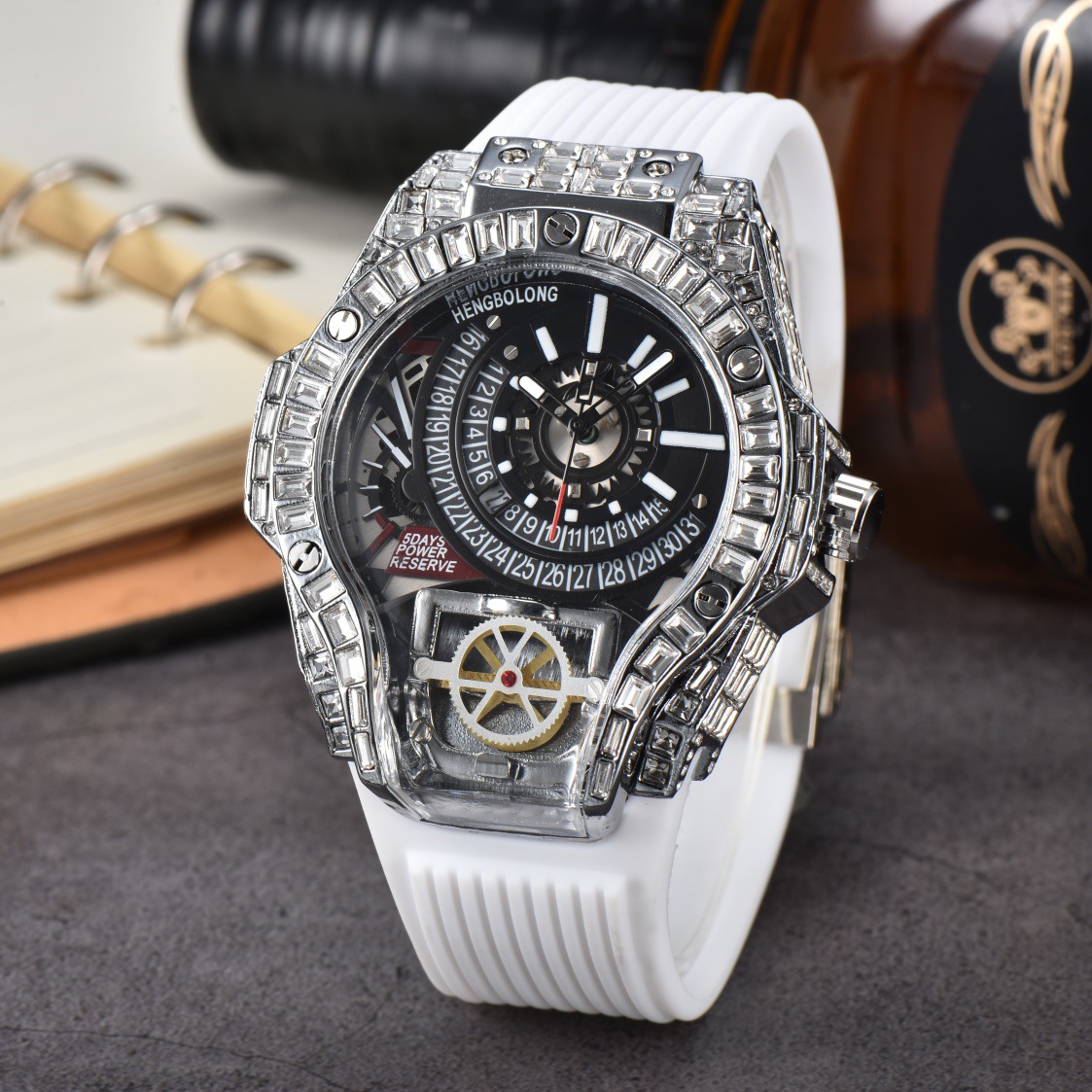 Cassa piena di diamanti Busine - Omega Watch Constellation recensione e prezzo